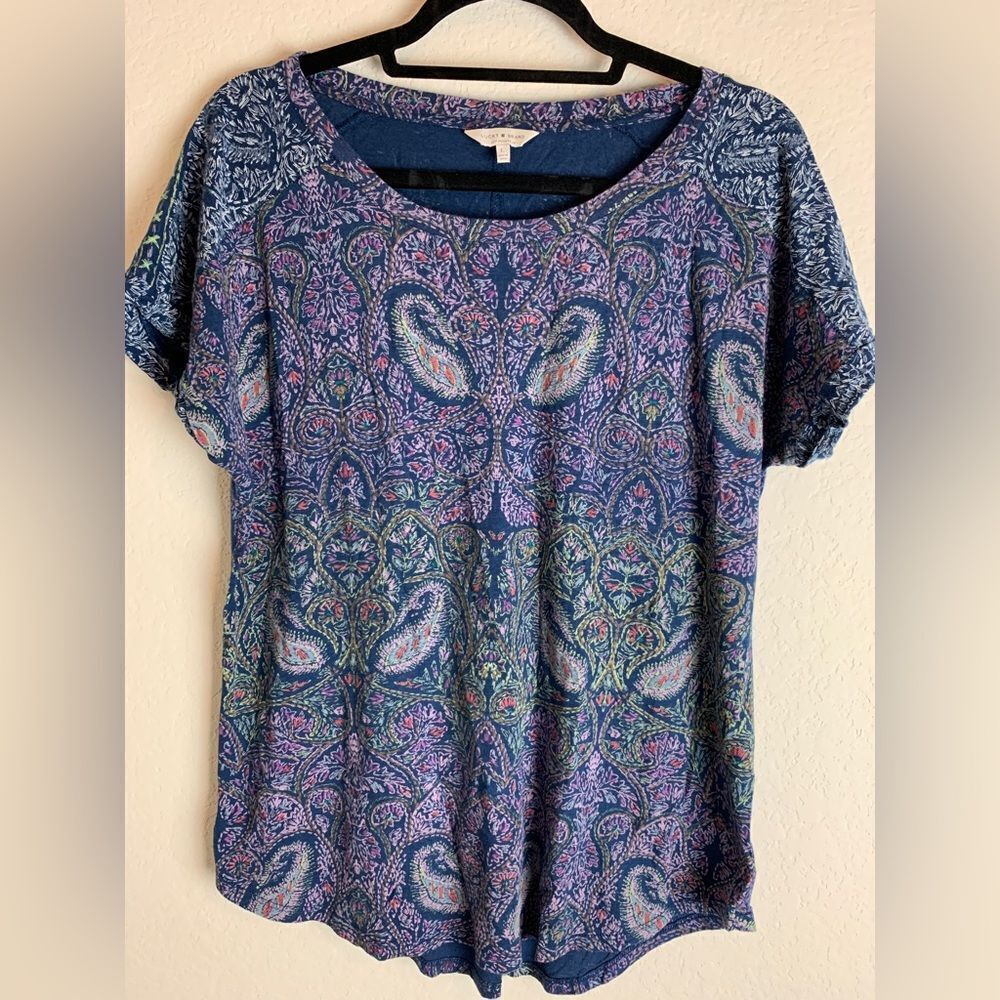 Lucky brand: top with beautiful pattern